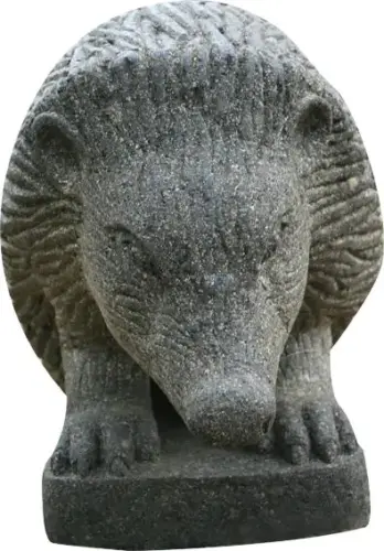 Product image of the product “Hedgehog, 35cm height, natural stone (basanite) ”