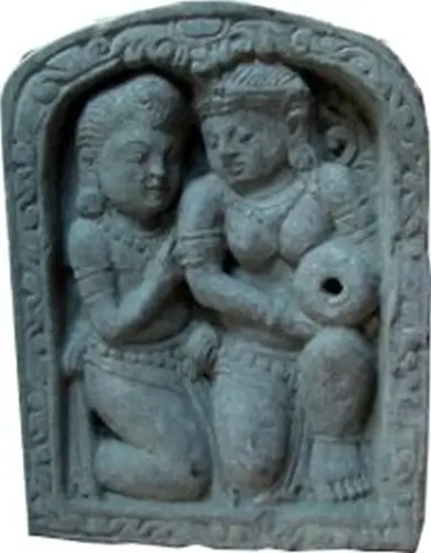 Product image of the product “Relief Figures in round frame, 50x40cm ”