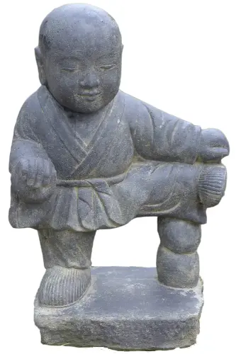 Product image of the product “Standing Kung Fu monk in fighting position (leg high) ca. 60cm L made of cast stone with antique finish ”