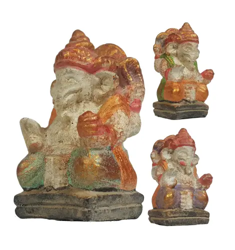 Product image of the product “Ganesha-sitting, handpainted, in the sizes from 8cm to 28cm ”