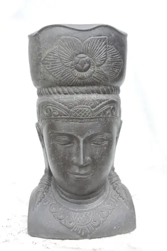 Product image of the product “Javanese Ken Dedes head with a pot on it, can be used as planter. 54 x 54 x 101cm. Stone cast, handcrafted & coloured ”