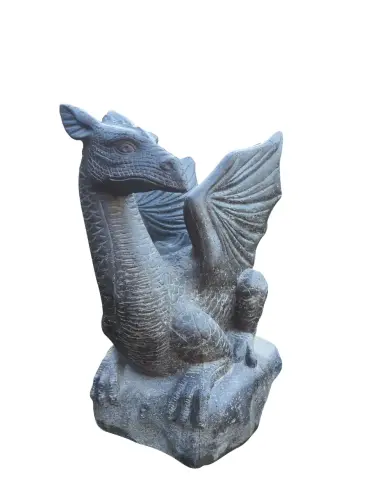 Product image of the product “Sitting dragon on stone, looking to the left. The height is about 65 cm. Antique version, molded stone. Cast stone with antique surface, hand-crafted reworking ”