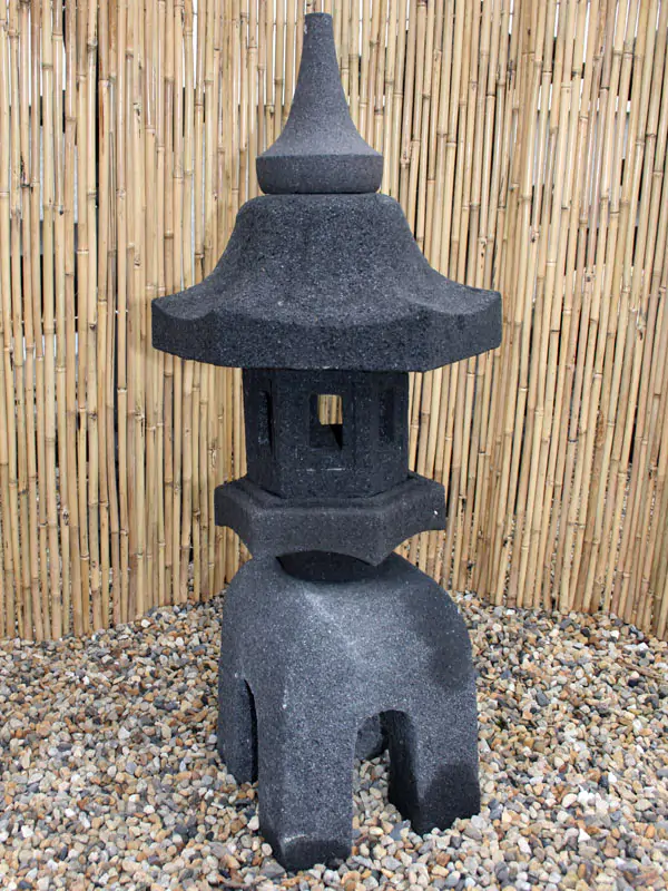  Product image 1 of the product “Japanese stone lantern lava stone, multi piece, approx. 85cm height ”