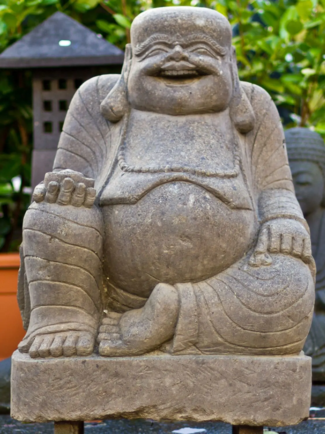  Product image 1 of the product “Laughing Buddha - china style, in the sizes from 40cm to 100cm, Antique finish ”