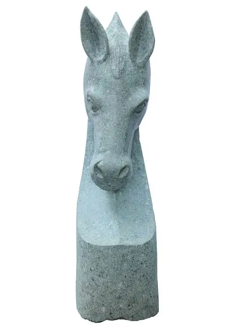  Product image 1 of the product “Horses head about 100cm high ”