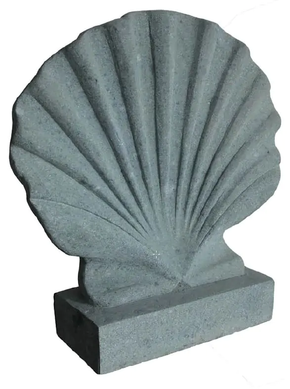  Product image 1 of the product “Scallop handmade from natural stone (basanite), 65cm height ”