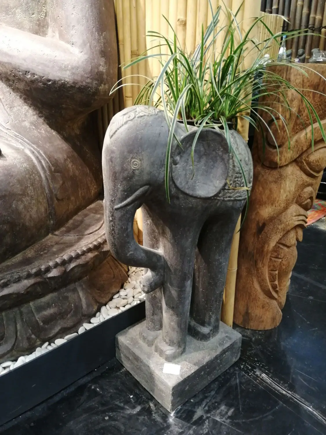  Product image 1 of the product “Elephant sculpture with hole 14cm dia. For hole , 90cm height ”
