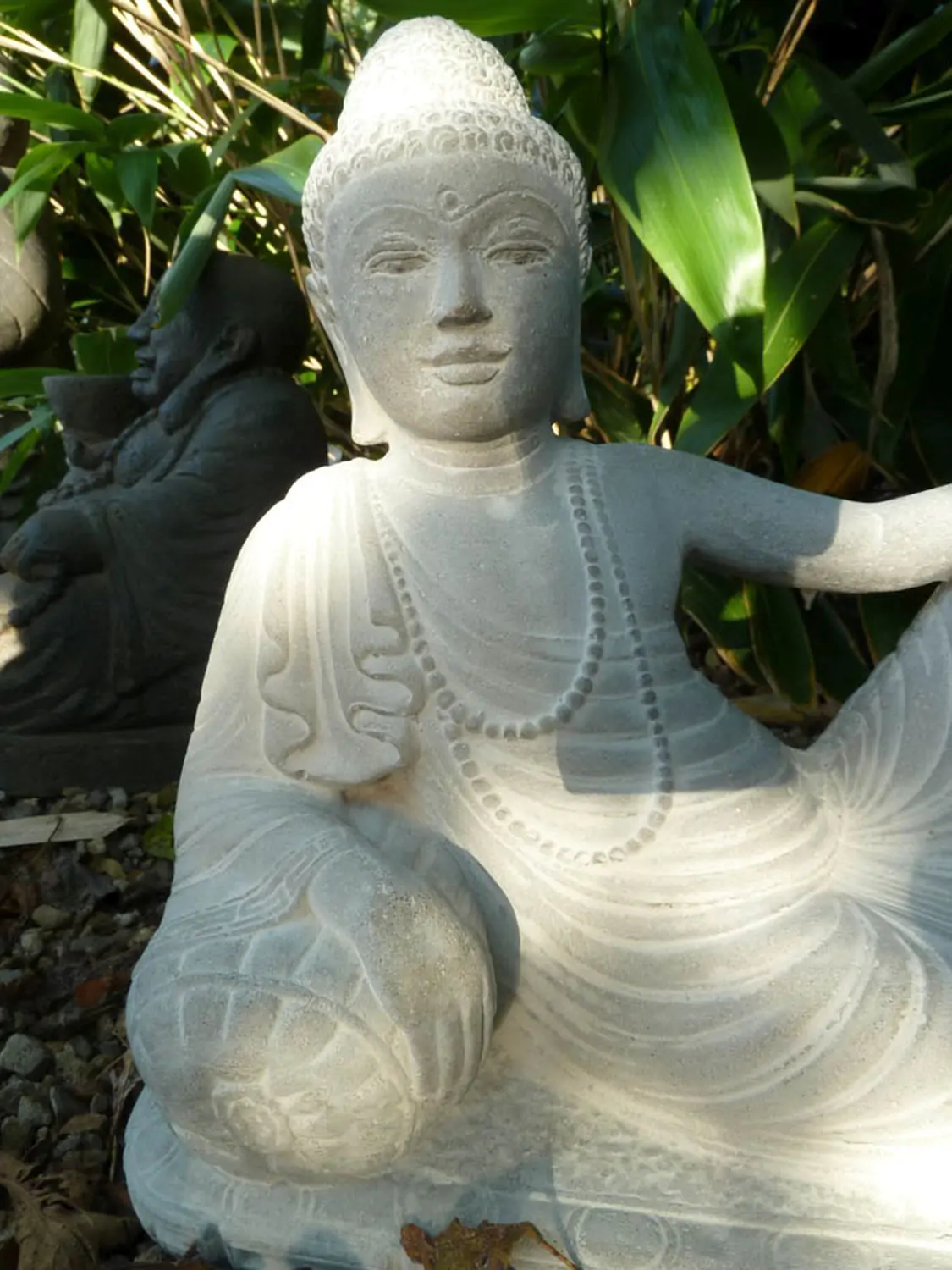  Product image 1 of the product “Buddha lying, cast stone, 80cm width ”