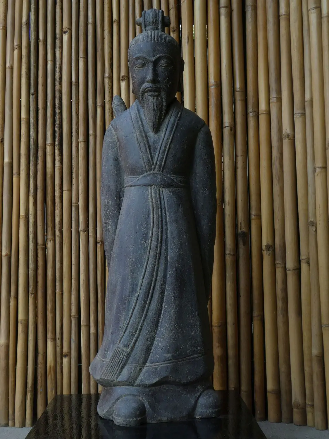  Product image 1 of the product “Standing Samurai with sword on the back. 125cm height. ”