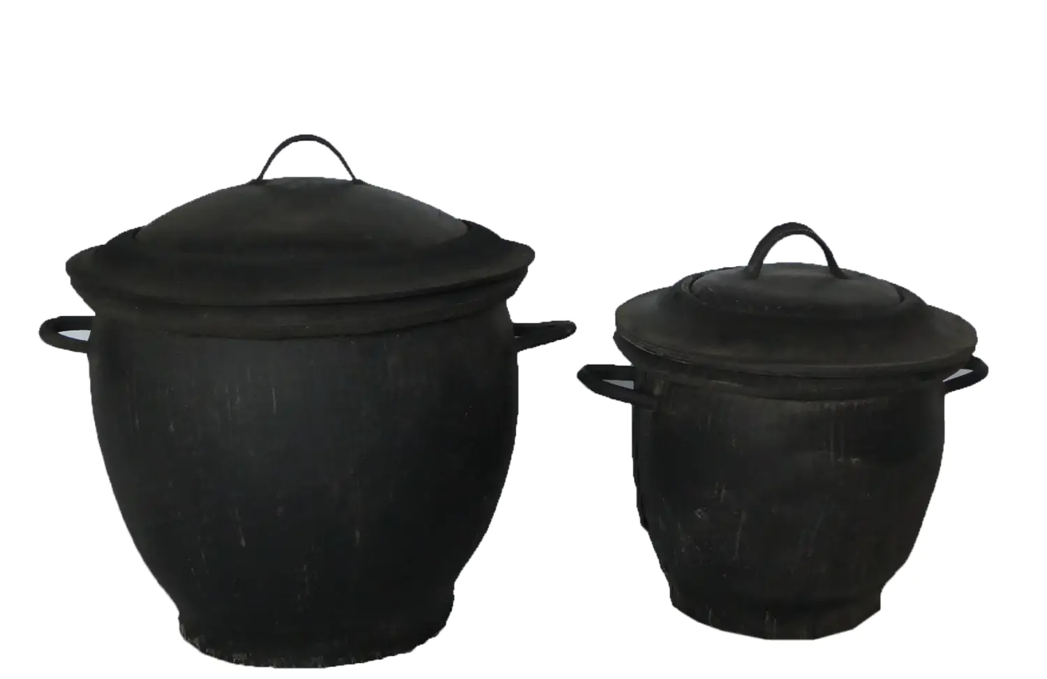  Product image 1 of the product “Set of two buckets, recycled tires, with lid ”