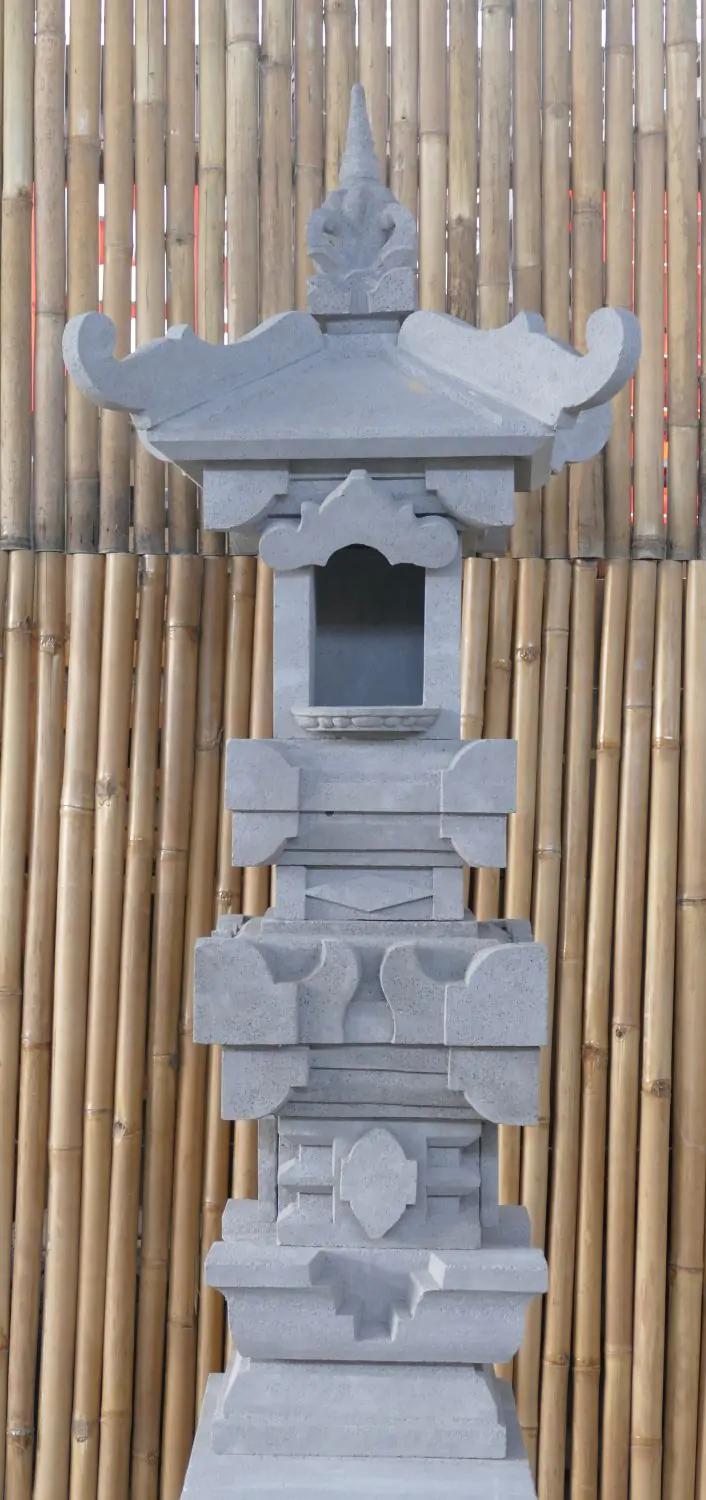  Product image 10 of the product “Balinese Temple, casted with Paras Stone, with open small temple on top, with step at bottom, 190cm. Mulitparted ”