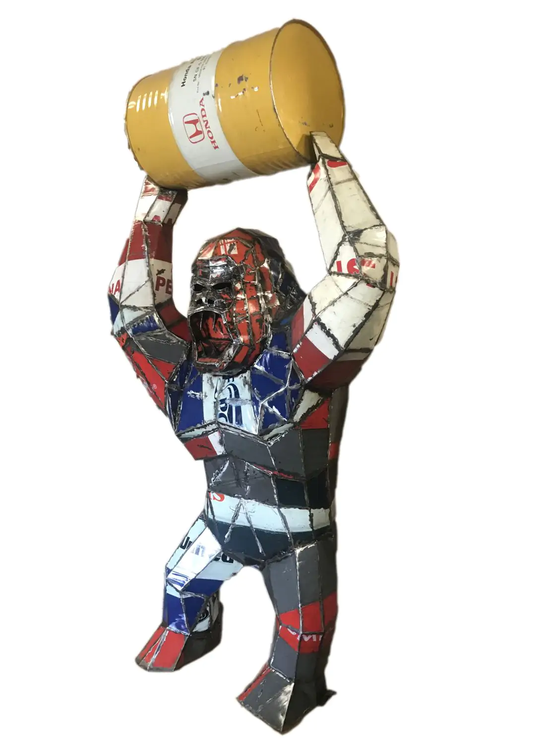  Product image 2 of the product “Angry Gorilla with Barrel, 300cm height, sculpture from upcyceled oil barrel. ”