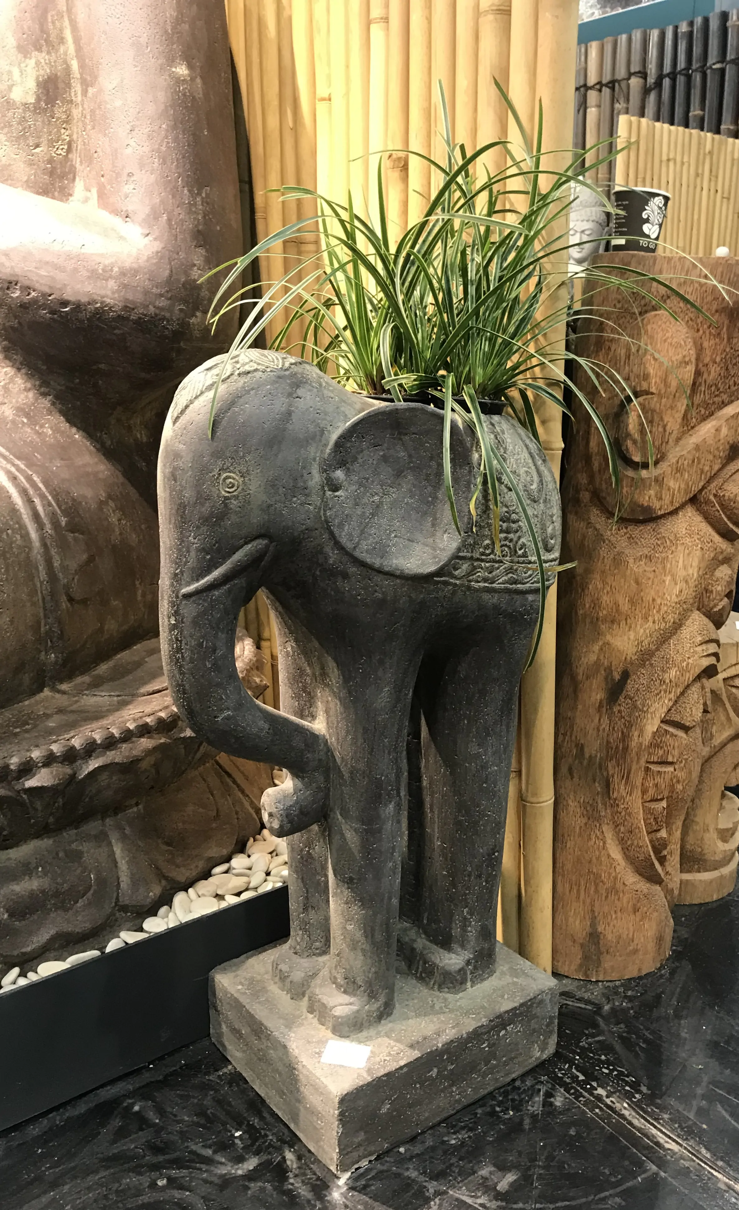  Product image 2 of the product “Elephant sculpture with hole 14cm dia. For hole , 90cm height ”