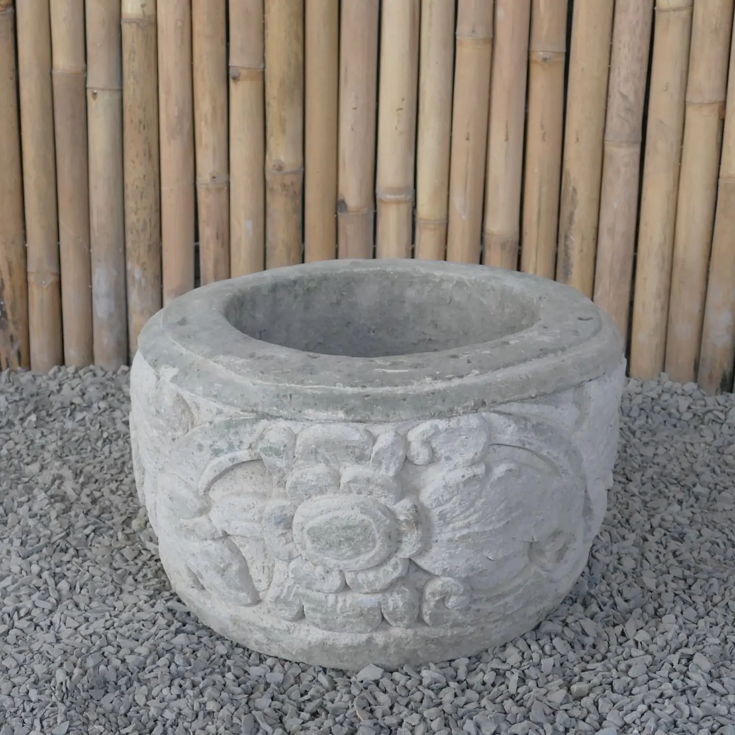  Product image 2 of the product “Balinese style flat round pot, with carving - 50cm Dia., 30 cm Height, Taro sand ”