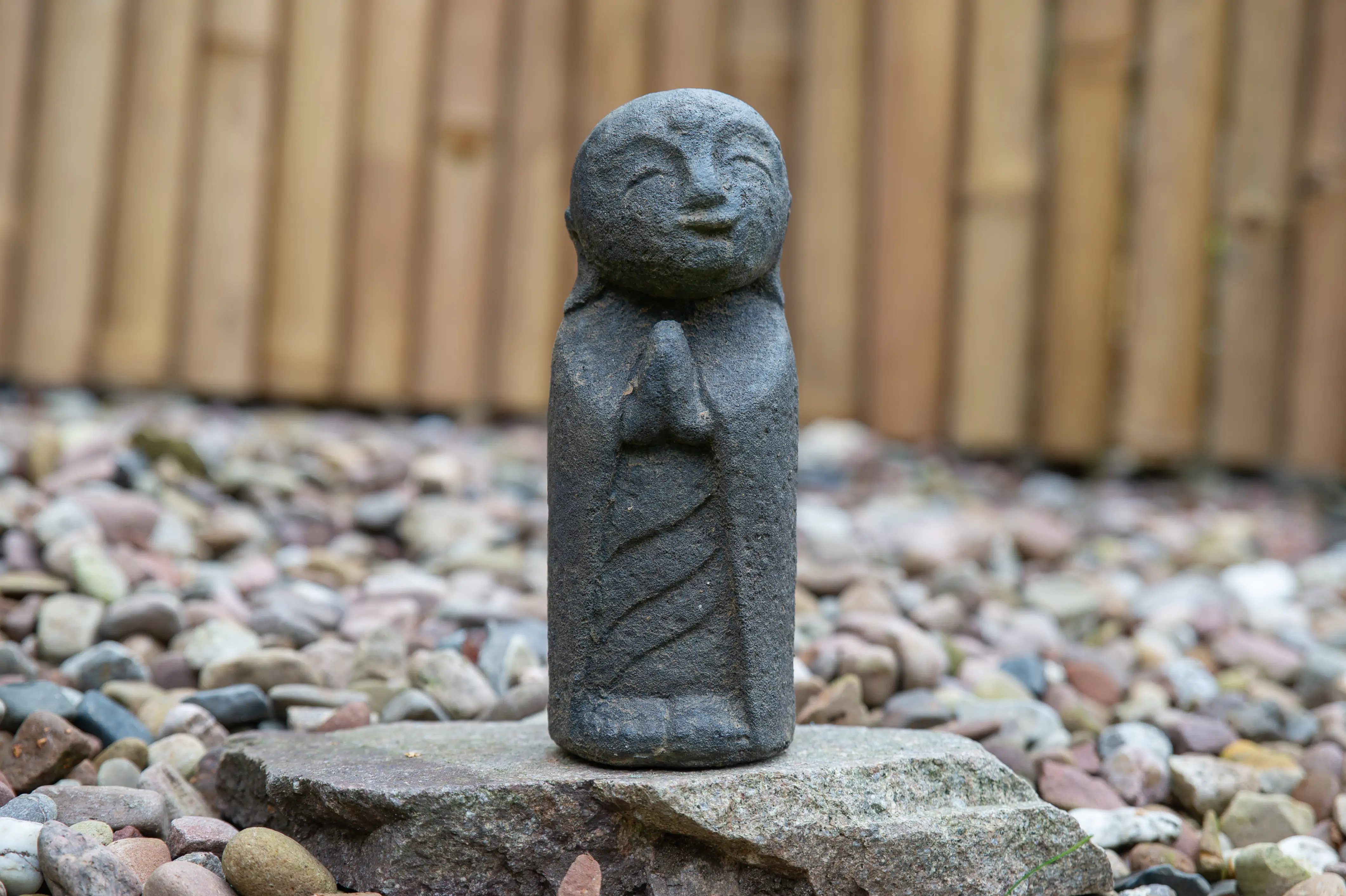  Product image 3 of the product “Standing Korean monk, 20 cm high, individually packaged. Painted in the color antique finish ”