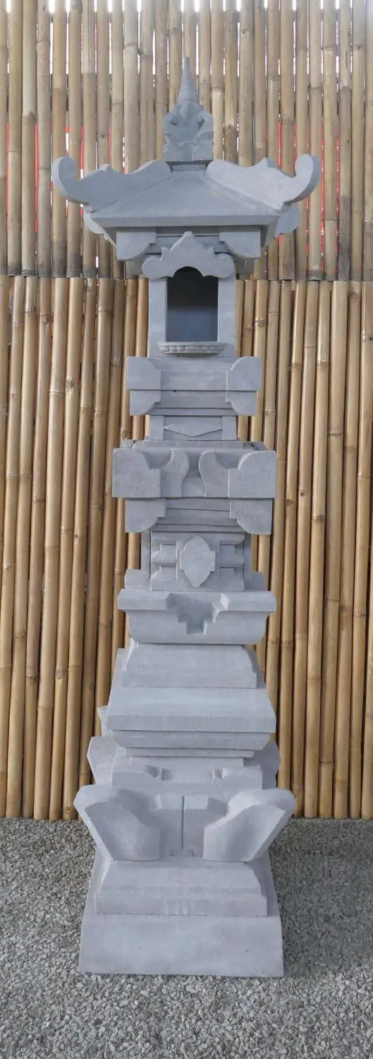  Product image 3 of the product “Balinese Temple, casted with Paras Stone, with open small temple on top, with step at bottom, 190cm. Mulitparted ”