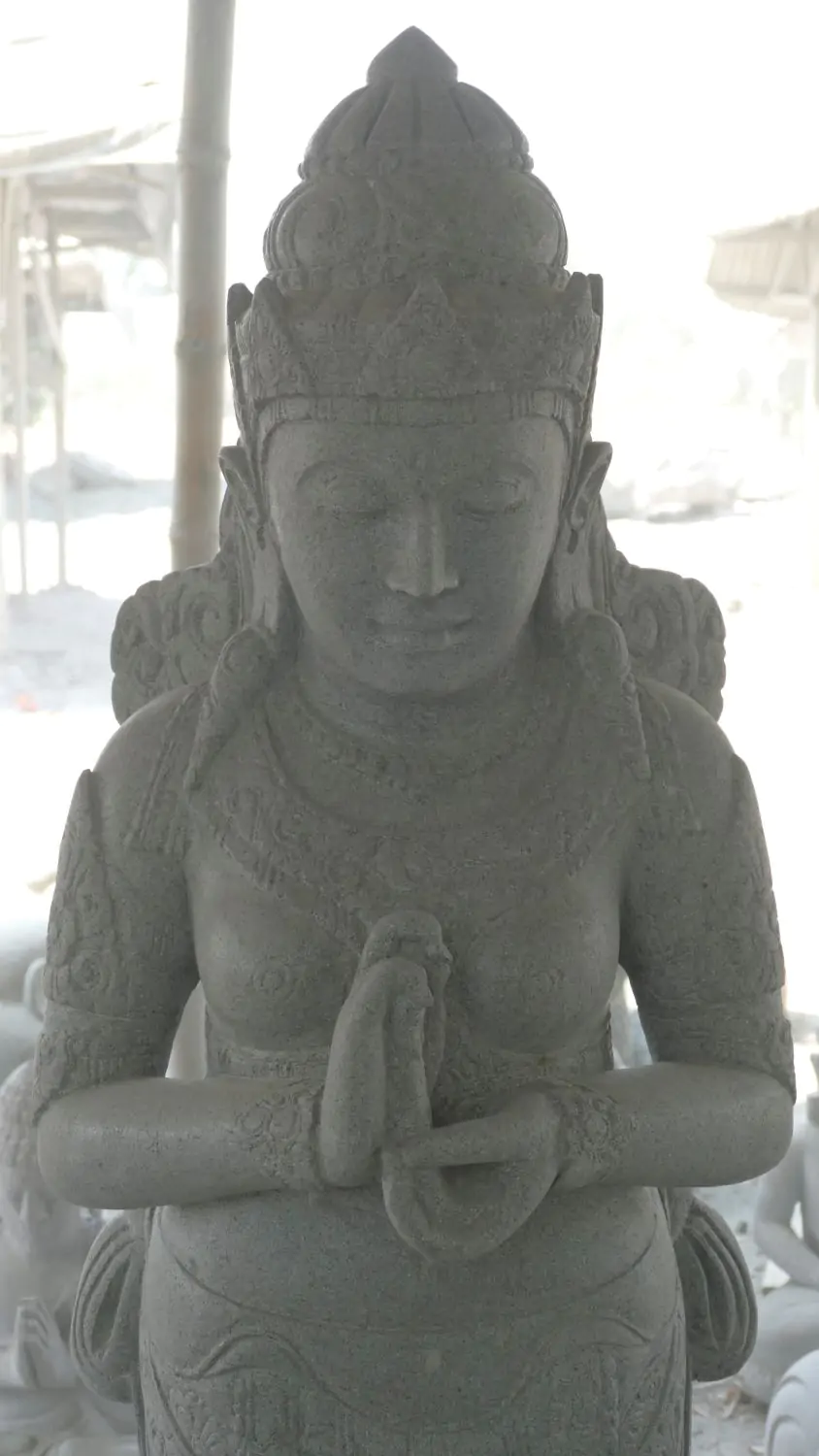 Product image 3 of the product “Standing Dewi Sri, position greetings turning the wheel , 170 cm high riverstone grey ”