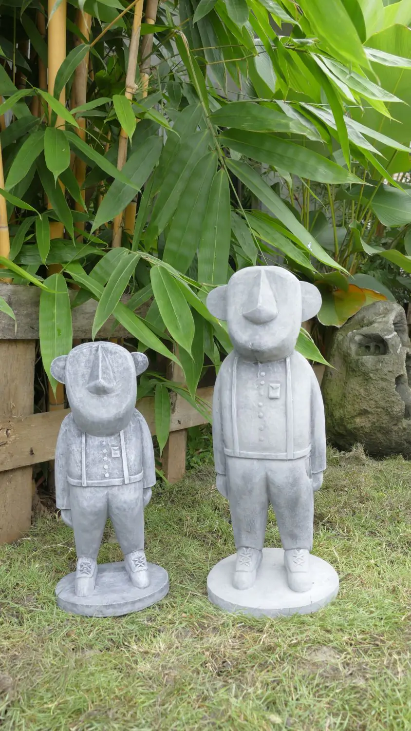  Product image 5 of the product “Amicus - Small abstract, 41,5cm H | cast stone ”