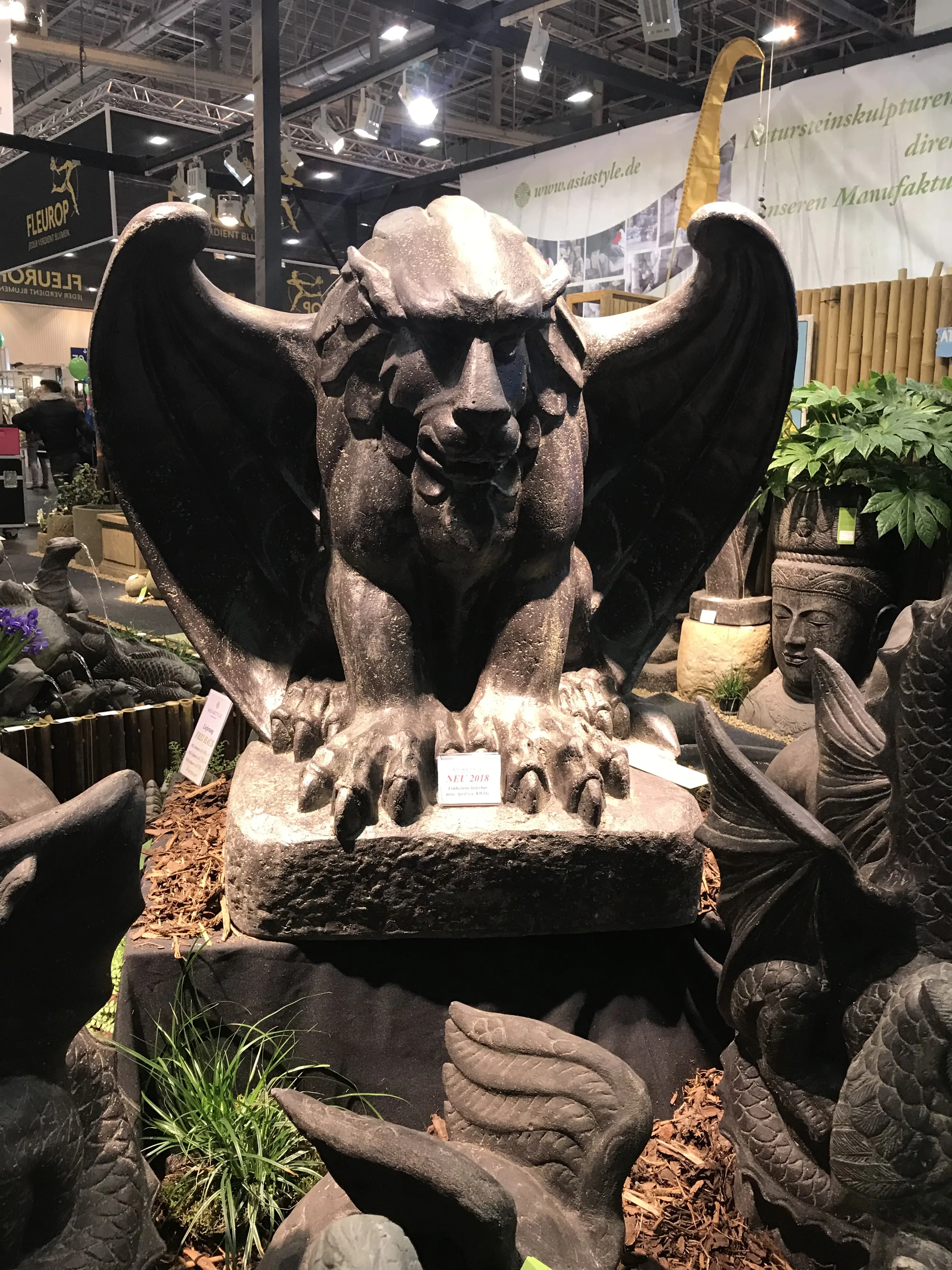  Product image 6 of the product “Gothic Sculpture, seated on base. 76 x 60 x 98cm. Stone cast, handcrafted & coloured ”