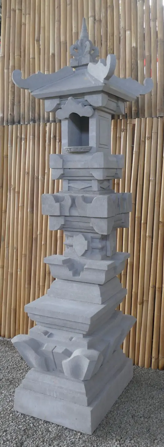  Product image 7 of the product “Balinese Temple, casted with Paras Stone, with open small temple on top, with step at bottom, 190cm. Mulitparted ”