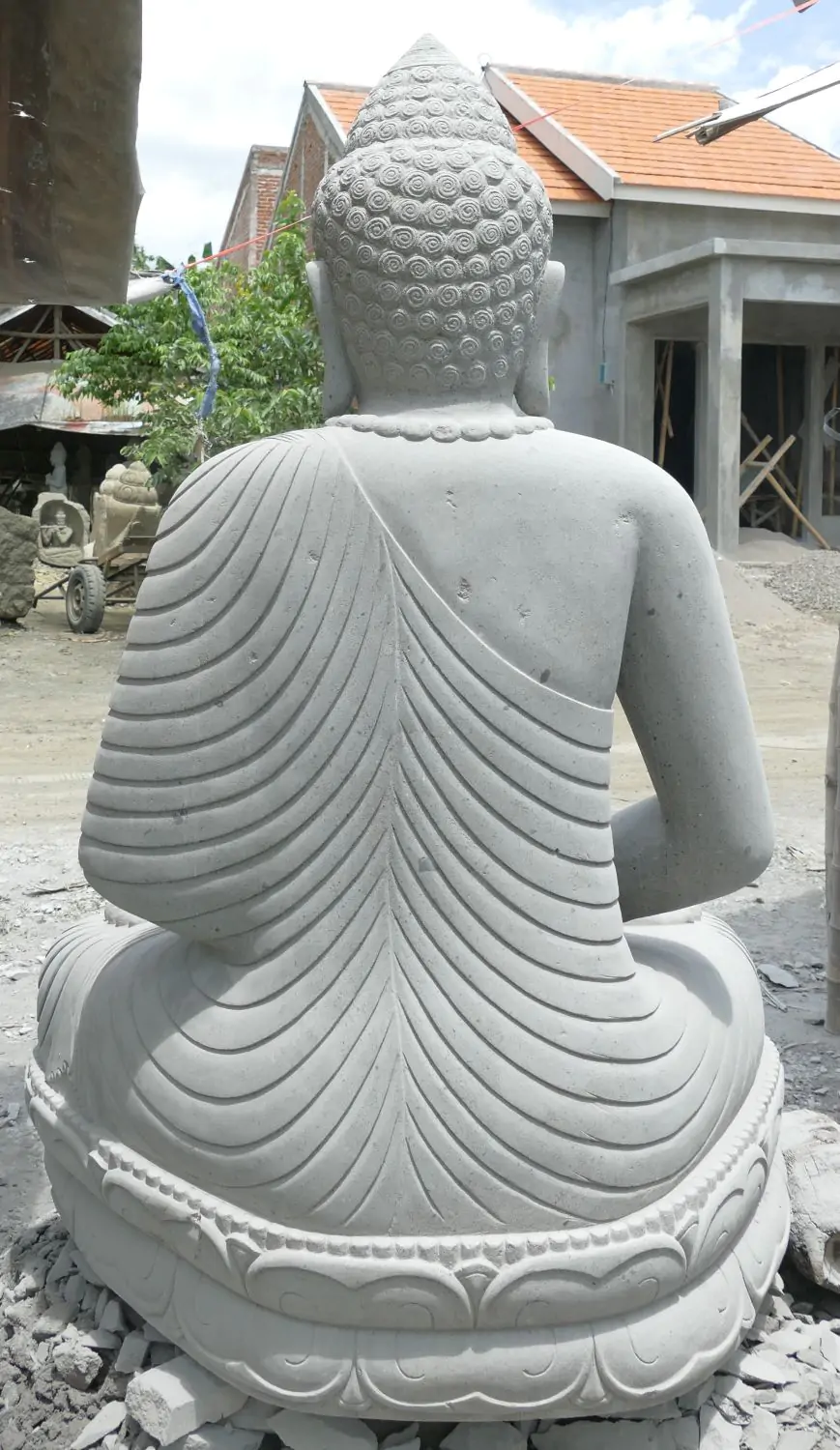  Product image 8 of the product “Seated Buddha made of Riverstone in Dhyana Position - gesture of meditation, H. 190 CM ”
